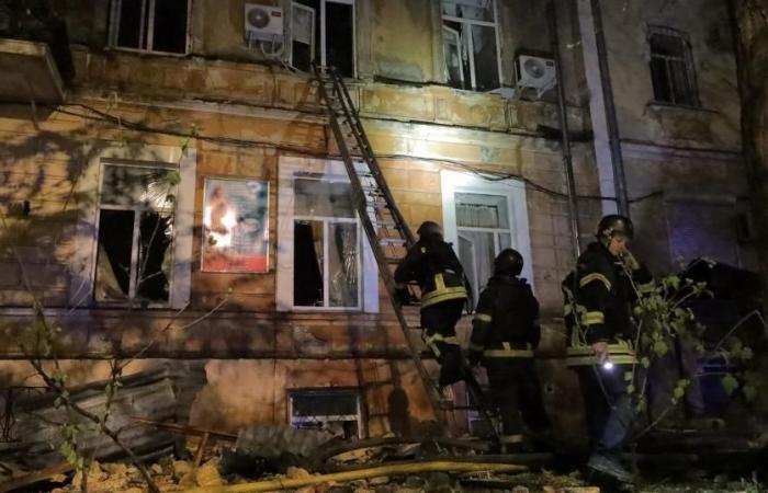 “Massive” Russian attack leaves at least one dead in Odessa, southern Ukraine – rts.ch