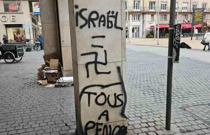 a man arrested in Amiens after swastika and anti-Israel tags