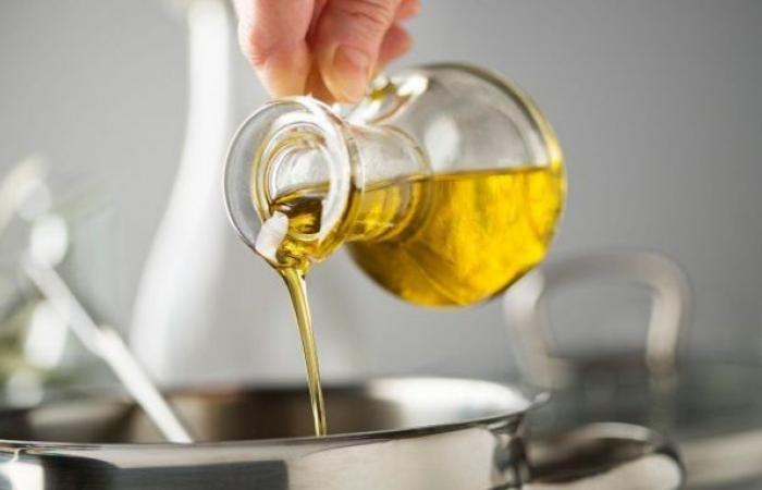 the price of olive oil will soon drop sharply in supermarkets