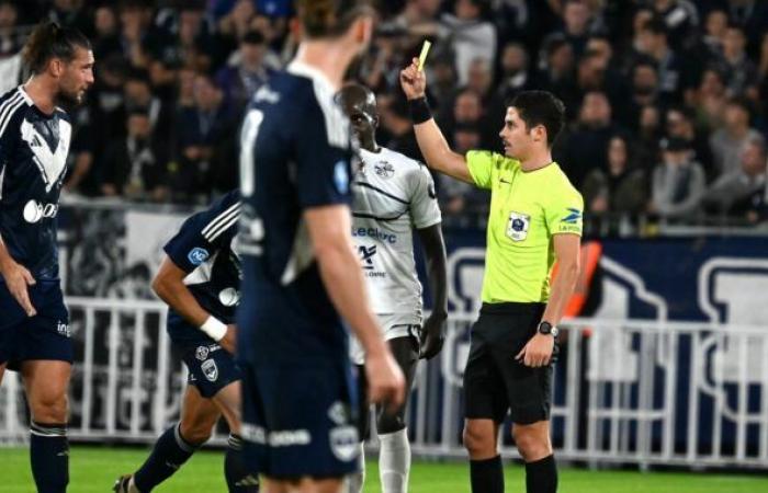 Andy Carroll suspended against leader Saint-Malo