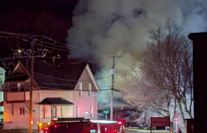 Major fire on 120th street in St-Georges de Beauce