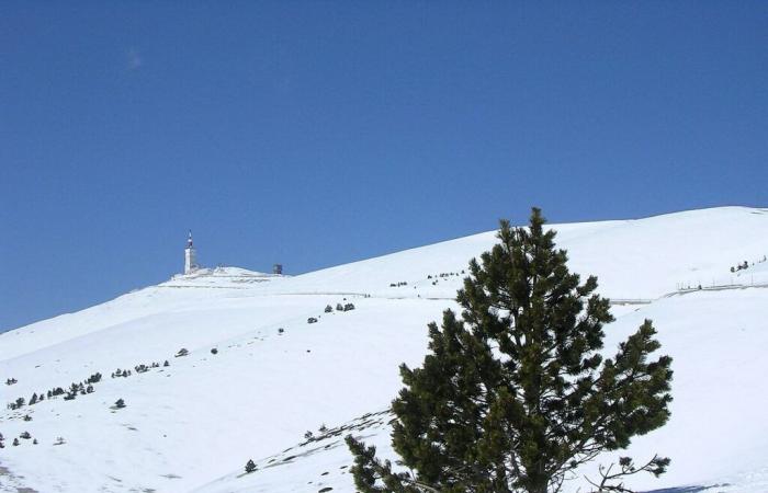 Vaucluse. Access to Mont Ventoux on the north side closed: this is why