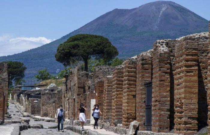 Overtourism: Pompeii now imposes a limit on the number of visitors each day