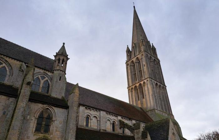 In Calvados, the renovation of this almost 800-year-old bell tower requires 2 million euros