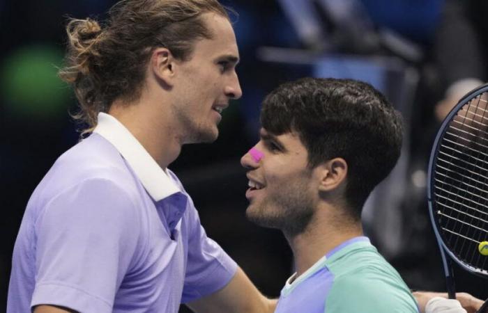 Tennis. As a boss, Zverev reaches the semi-finals of the ATP Masters and eliminates Alcaraz