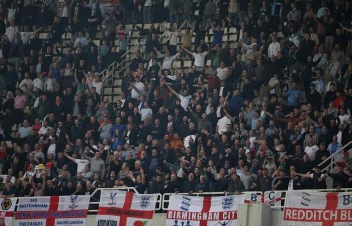 English supporters brutalized on the sidelines of Greece-England, the English federation will open an investigation (Foot)