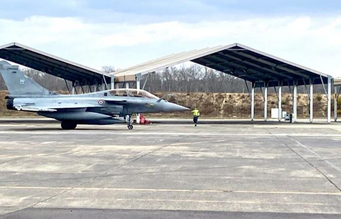 The passage of two fighter planes sows trouble among residents