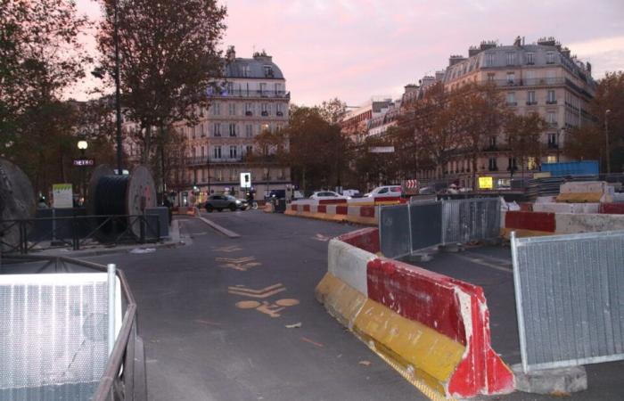 this Paris canteen gradually eaten away by the work on Place Daumesnil