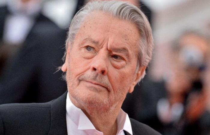 Alain Delon bisexual? Why his biographer's alleged revelations are scandalous