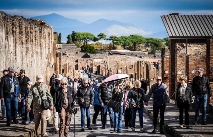 Mass tourism in Italy: Pompeii limits the number of visitors