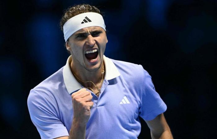 Zverev leads into semi-finals Carlos Alcaraz takes the door