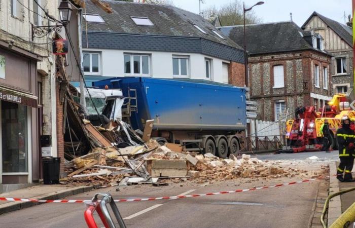 In Seine-Maritime, a heavy goods vehicle hits a house: one dead and six relocated