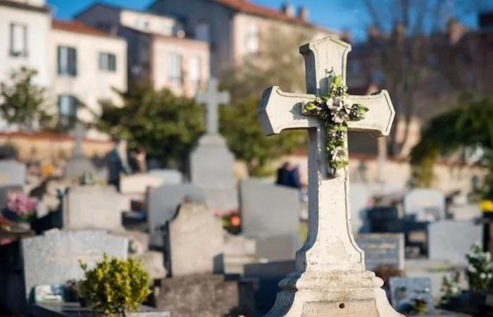 Thefts are increasing on graves, several graves vandalized