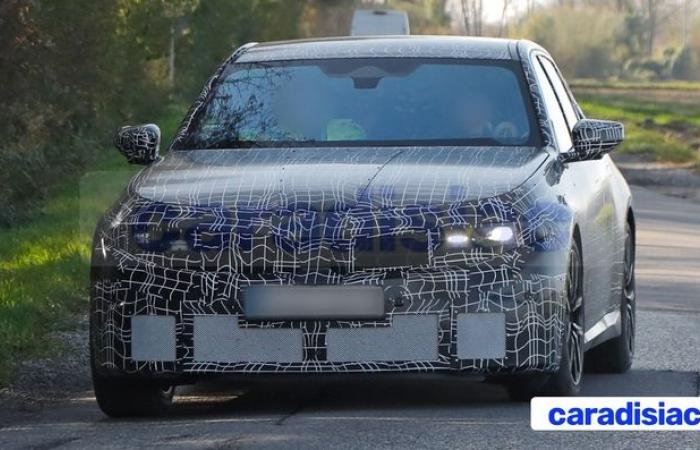 The future BMW 3 Series “Neue Klasse” will also exist with thermal engines