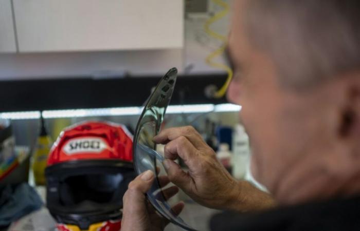 MotoGP: pilots' helmets, more than protection, a standard