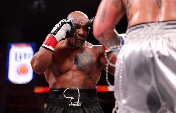 Why did Mike Tyson keep biting his gloves during the Jake Paul fight?