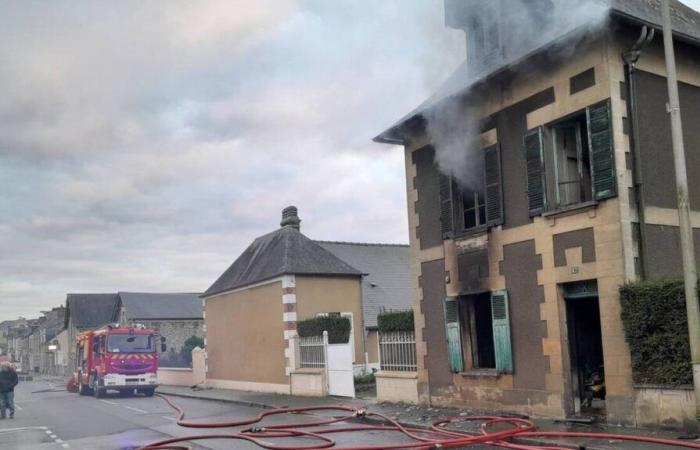 A fire breaks out in a house near Bayeux, an octogenarian transported to hospital.