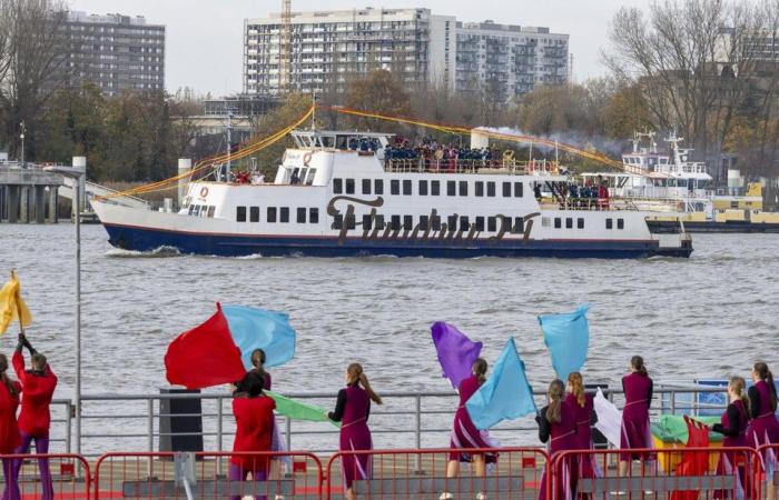 Sinterklaas docked in Antwerp: no naughty children this year (Antwerp)