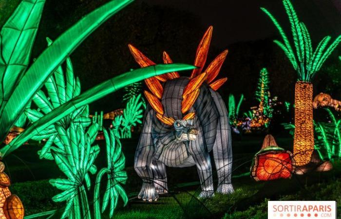 Jurassic in the process of illumination: the 2024-2025 festival of lights at the Jardin des Plantes – photos