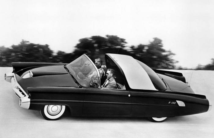 Ford Thunderbird 1961-63: Ford takes the plunge