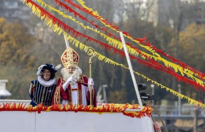 Sinterklaas docked in Antwerp: no naughty children this year (Antwerp)