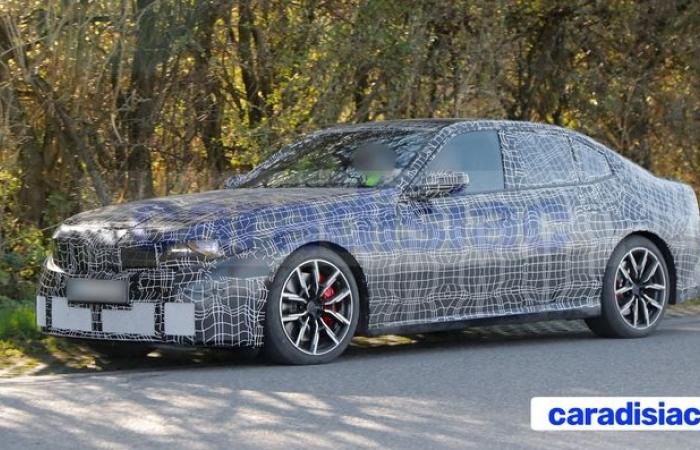 The future BMW 3 Series “Neue Klasse” will also exist with thermal engines