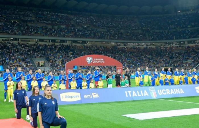 the San Siro stadium sold out this Sunday, 68,000 spectators expected