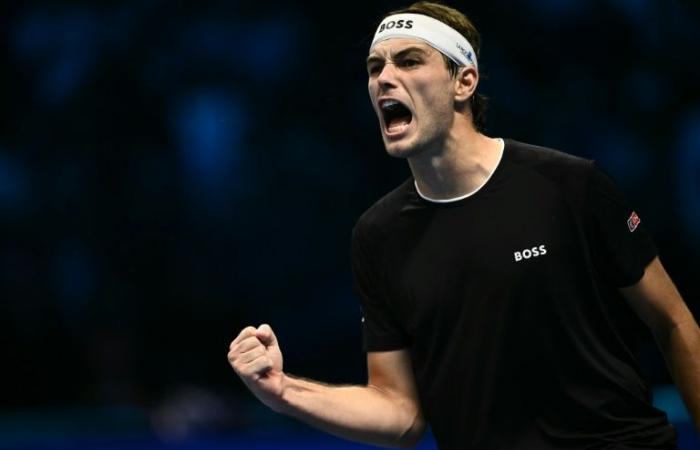 Fritz battles past Zverev to reach ATP Finals title decider