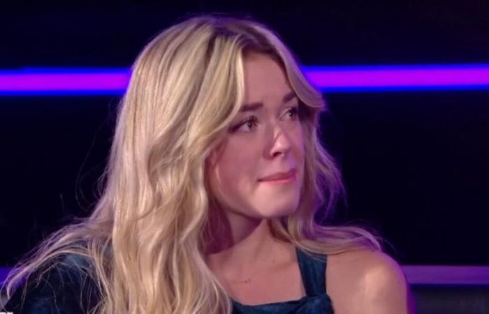 “My heart hurts”: Emma, ​​eliminated from the Star Academy, reacts to her departure at the gates of the tour