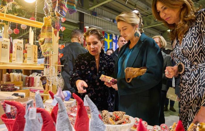 Grand Duchess Maria Teresa and her daughter-in-law Stéphanie take a charity world tour to the Bazar International Luxembourg