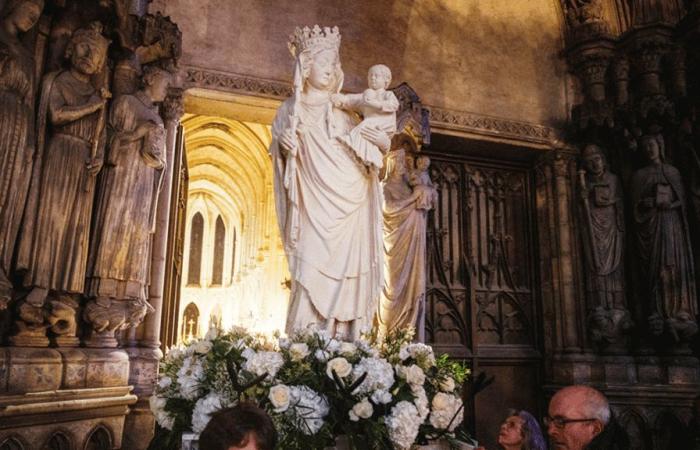 “Magnificent”, “historic”: five years after the fire at Notre-Dame, the famous statue of the Virgin has found “its home”