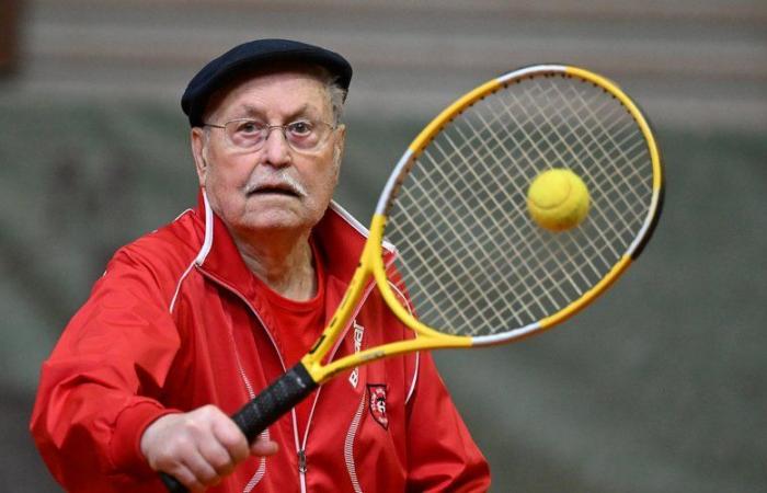 “When I play, I'm 20 years old in my head”… At 100, Armand hits the ball twice a week at Stade Toulousain tennis