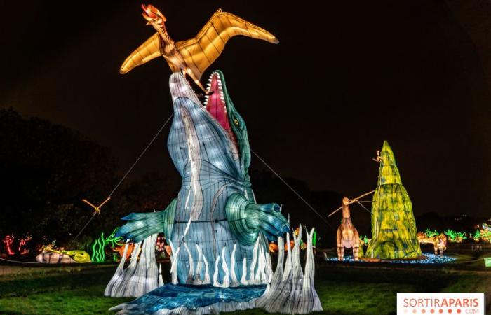 Jurassic in the process of illumination: the 2024-2025 festival of lights at the Jardin des Plantes – photos