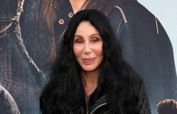 Cher remembers the day John Lennon ended up naked in the pool at the Playboy Mansion