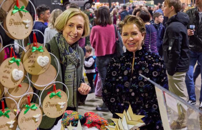 Grand Duchess Maria Teresa and her daughter-in-law Stéphanie take a charity world tour to the Bazar International Luxembourg