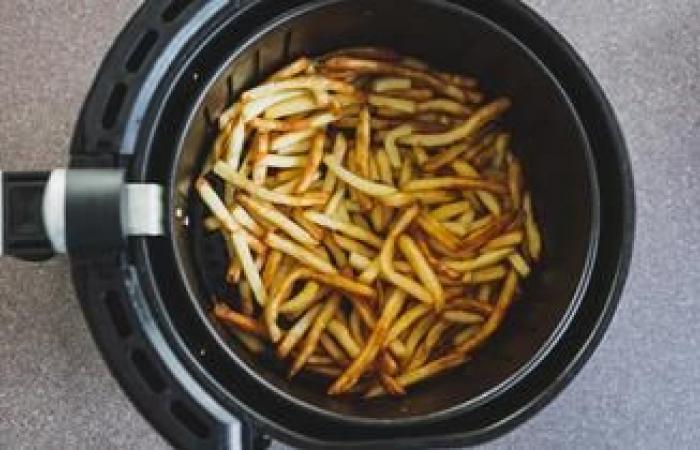 Are these Chinese fryers spying on you? An association affirms it