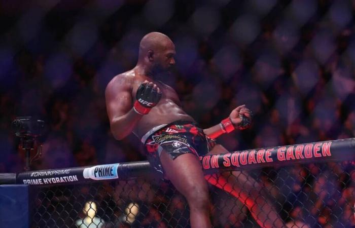 VIDEO. Jon Jones knocks out Stipe Miocic and retains his UFC heavyweight belt