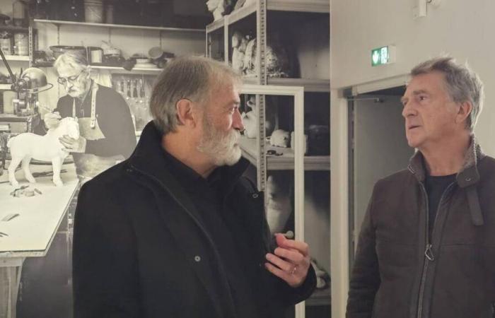 François Cluzet at the Vernissage of Michel Bassompierre in Vertou