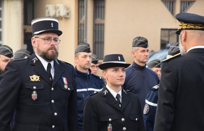 Tourist bus on fire: two gendarmes awarded medals for their courage in Aveyron