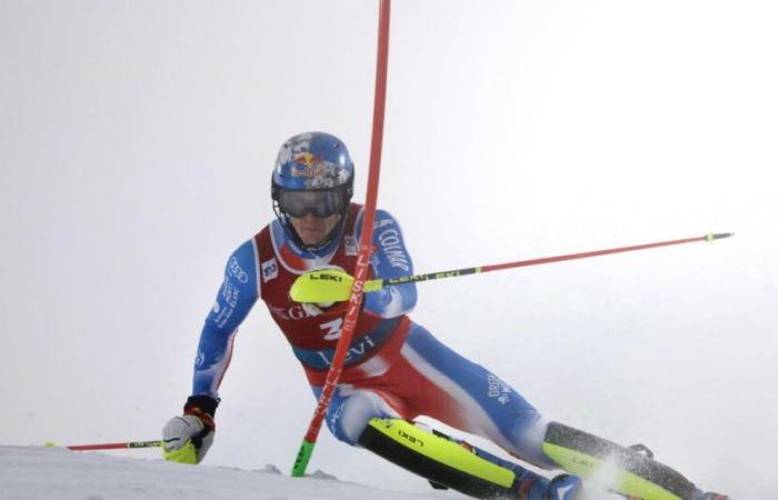 Alpine skiing – World Cup. Levi: Clément Noël takes the lead in the slalom, Steven Amiez on the provisional podium