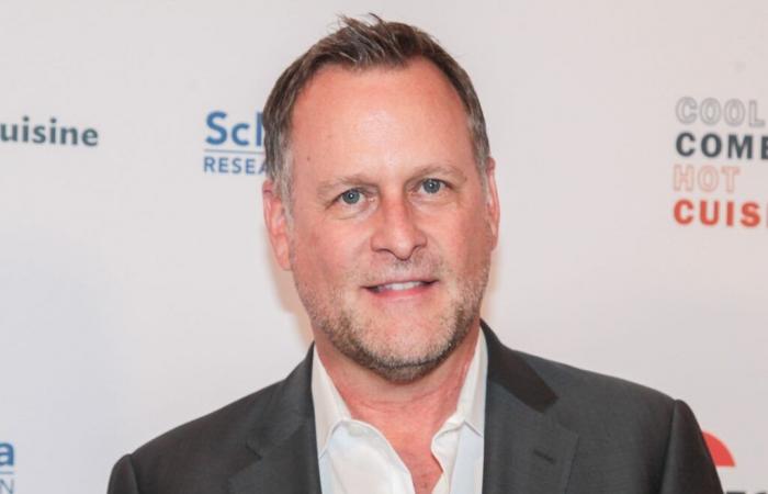 Dave Coulier Shares Look into Chemotherapy Session Amid Cancer Battle