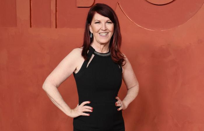 ‘He is really hot’ Kate Flannery defends John…