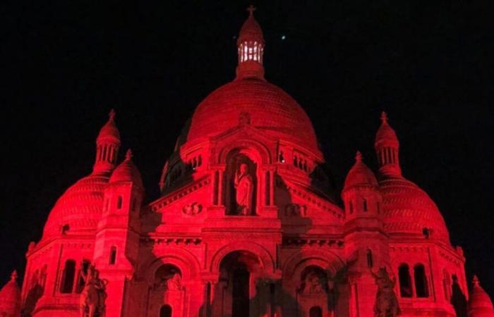 what is “Redweek” that lights up churches in red this week?