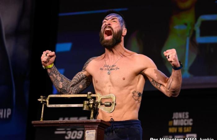 Bo Nickal def. Paul Craig at UFC 309: Best photos