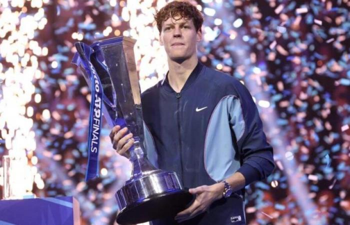 Sinner-Fritz, today: the final of the ATP Finals live 6-4, 6-4 | Jannik triumphs, he is the first Italian to do so: «I won but the work will never stop»