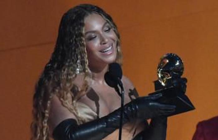 Beyoncé to perform at Christmas at Houston Texans-Baltimore Ravens football game