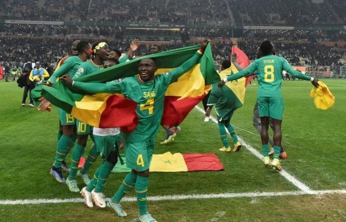 Senegal on the throne, Spain on the hunt