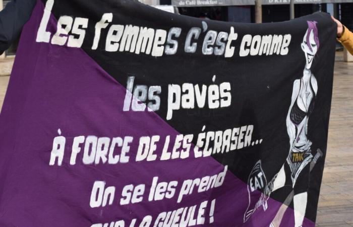 Landes. Nocturnal feminist demonstration on November 25 in the streets of Mont-de-Marsan