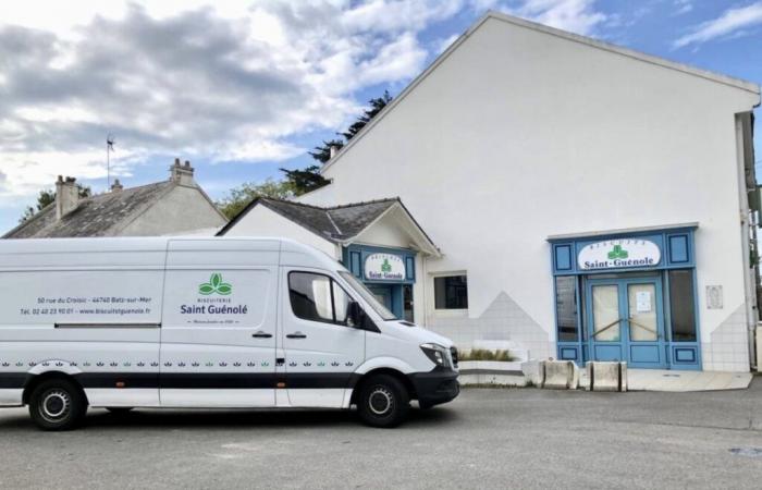 Who saw this van stolen from a biscuit factory in Loire-Atlantique?