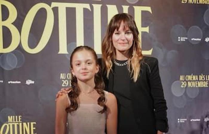 [PHOTOS] Antoine Bertrand and Catherine-Anne Toupin shine on the red carpet at the Montreal premiere of the film “Mlle Bottine”